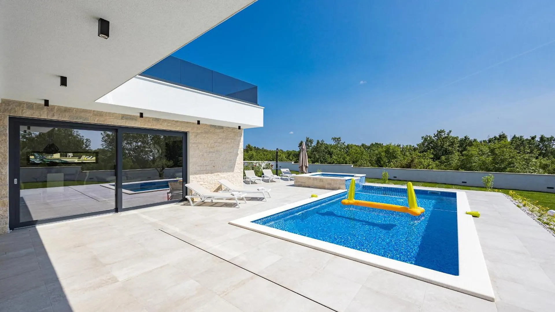 Villa Maem In Central Istria For Families With Sauna, Whirlpool & Sea View location